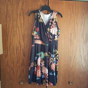 Guberry WMN Wrap V Neck Sleeveless Floral Dress SzM PreLoved Excellent Condition